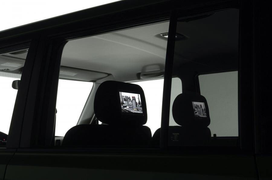 Интерьер Scion xB Release Series 3.0 2006 года  (фото 8 из 20)